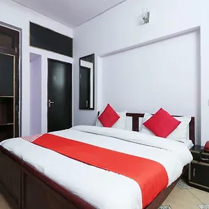 Ashu Guest house