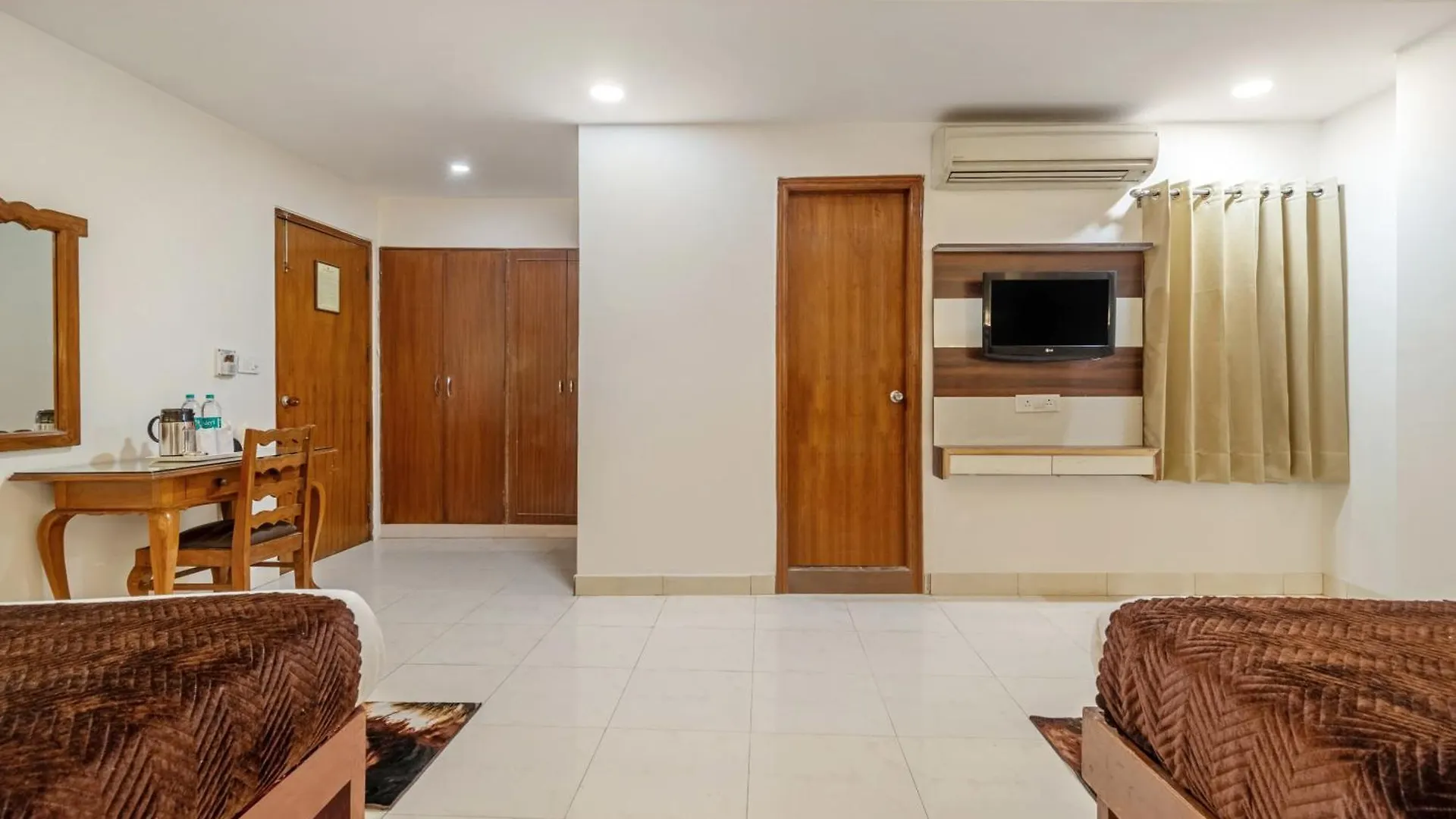 ***  Hotel South Indian Delhi  India