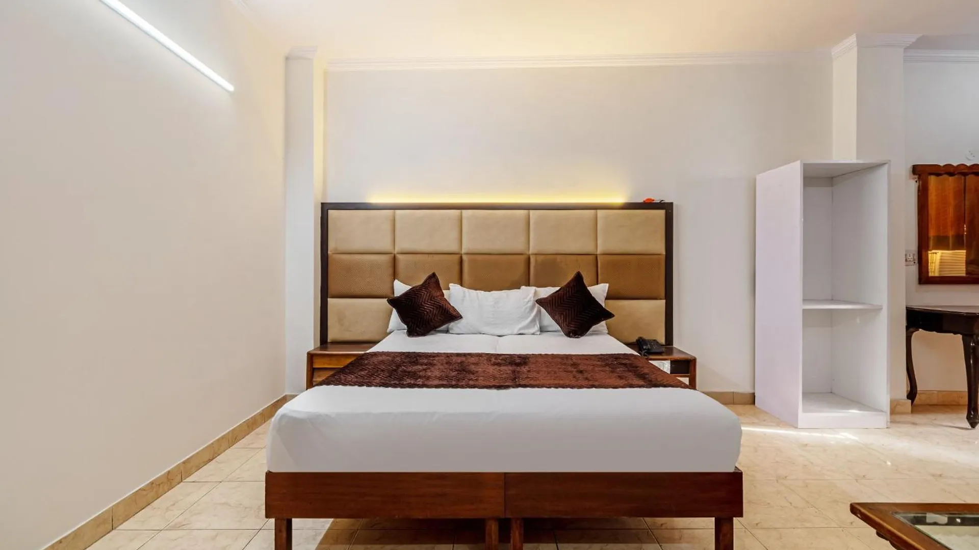 דלהי Hotel South Indian